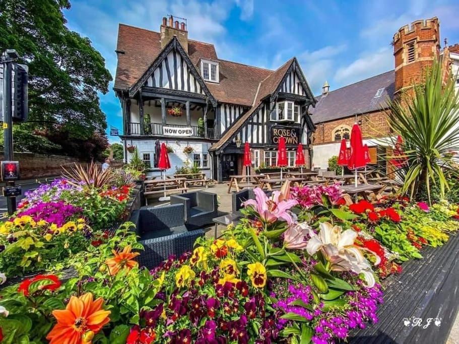 Rose & Crown Rooms Beverley Exterior photo